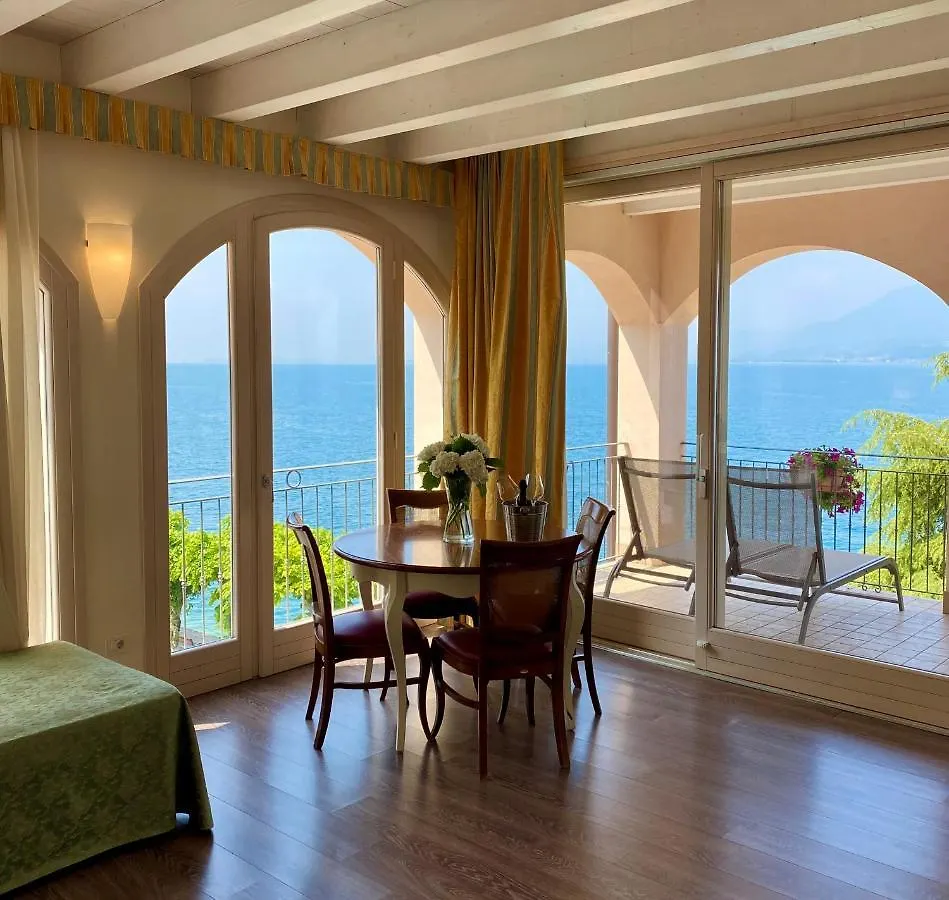 Hotel Pai Torri Del Benaco 3*,