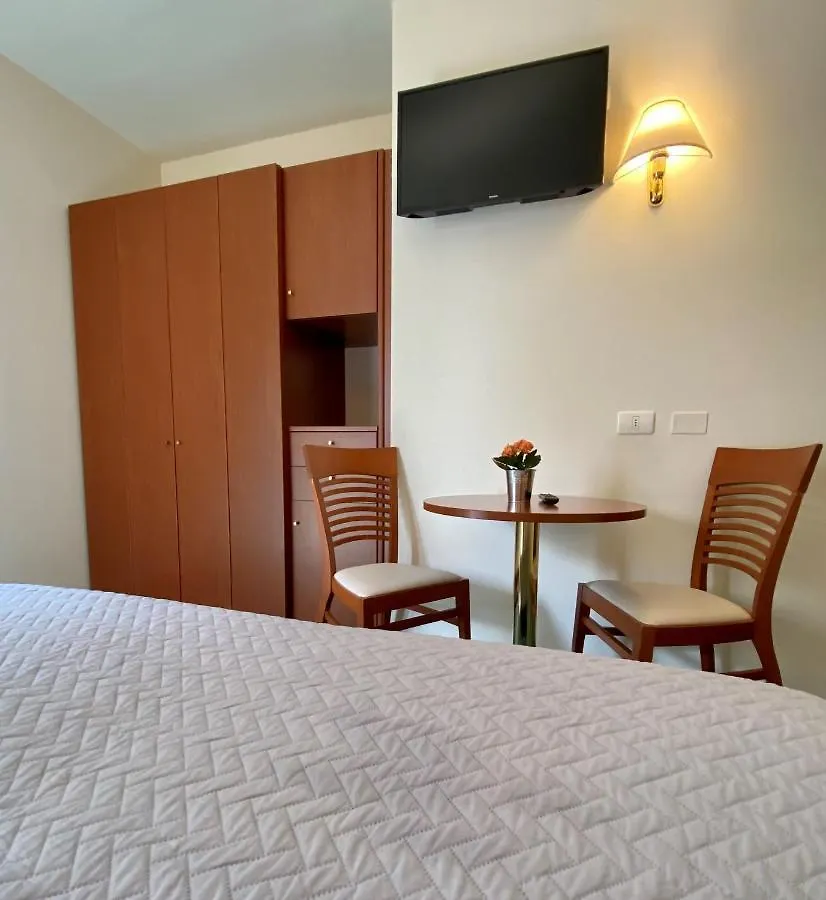 Hotel Pai Torri Del Benaco