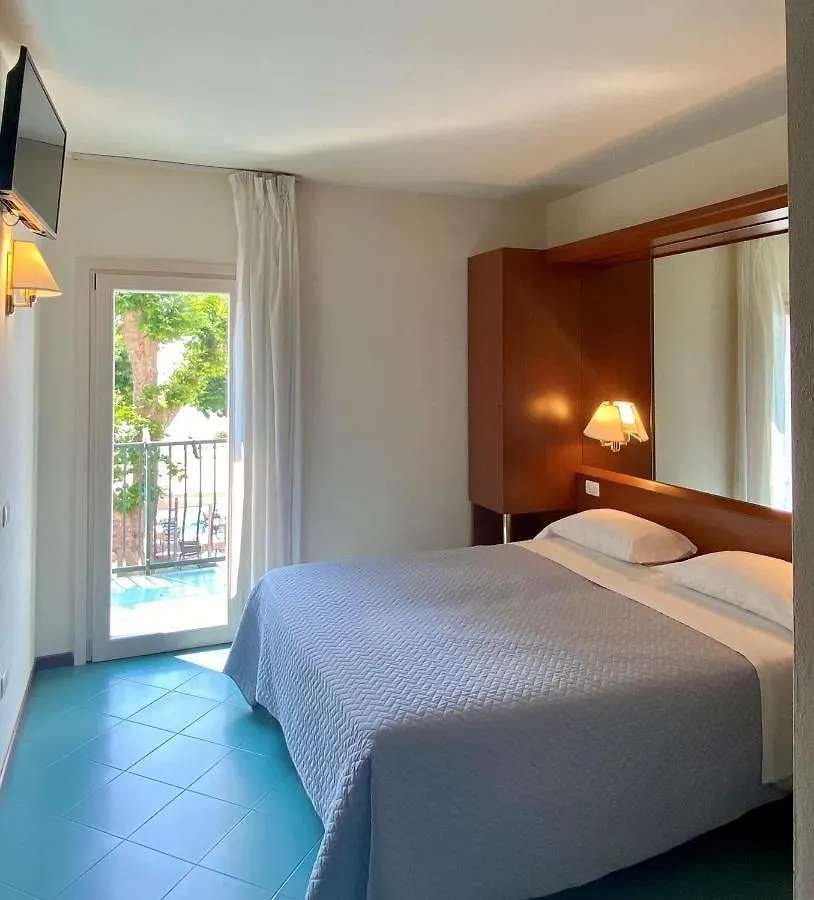 Hotel Pai Torri Del Benaco