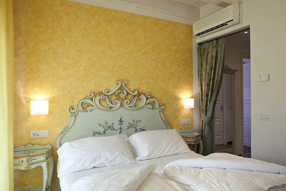 Hotel Pai Torri Del Benaco